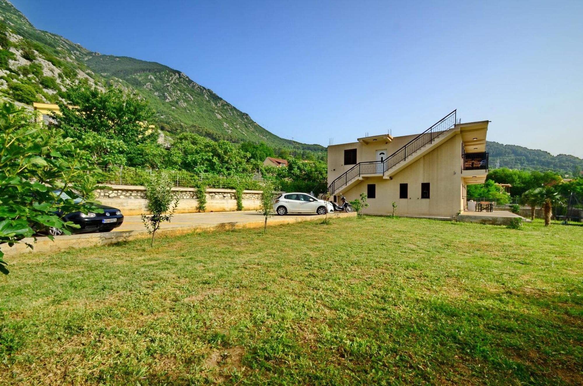 Apartments Orizzonte With Beautiful View Of The Bay Kotor Eksteriør bilde