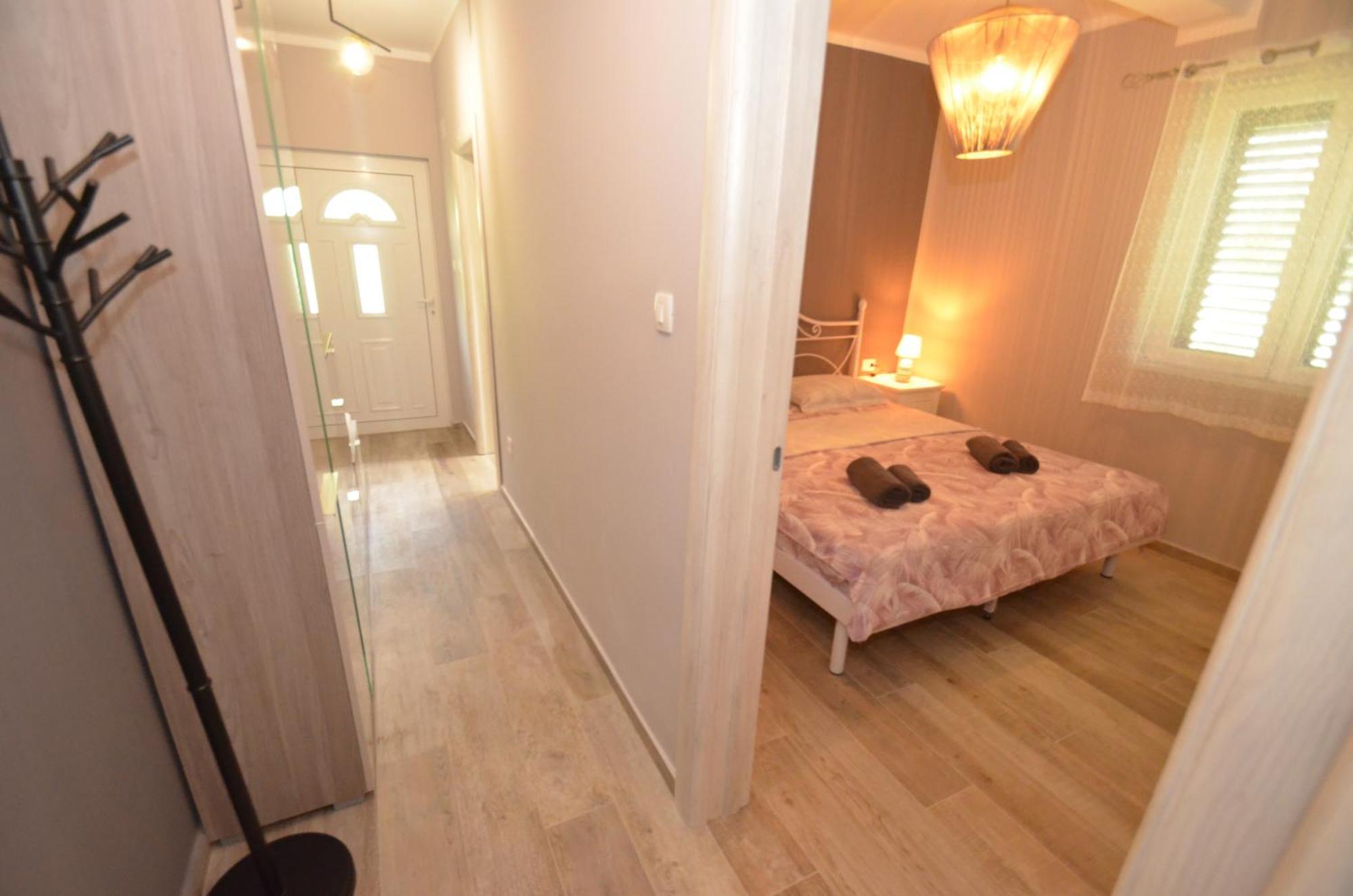 Apartments Orizzonte With Beautiful View Of The Bay Kotor Eksteriør bilde