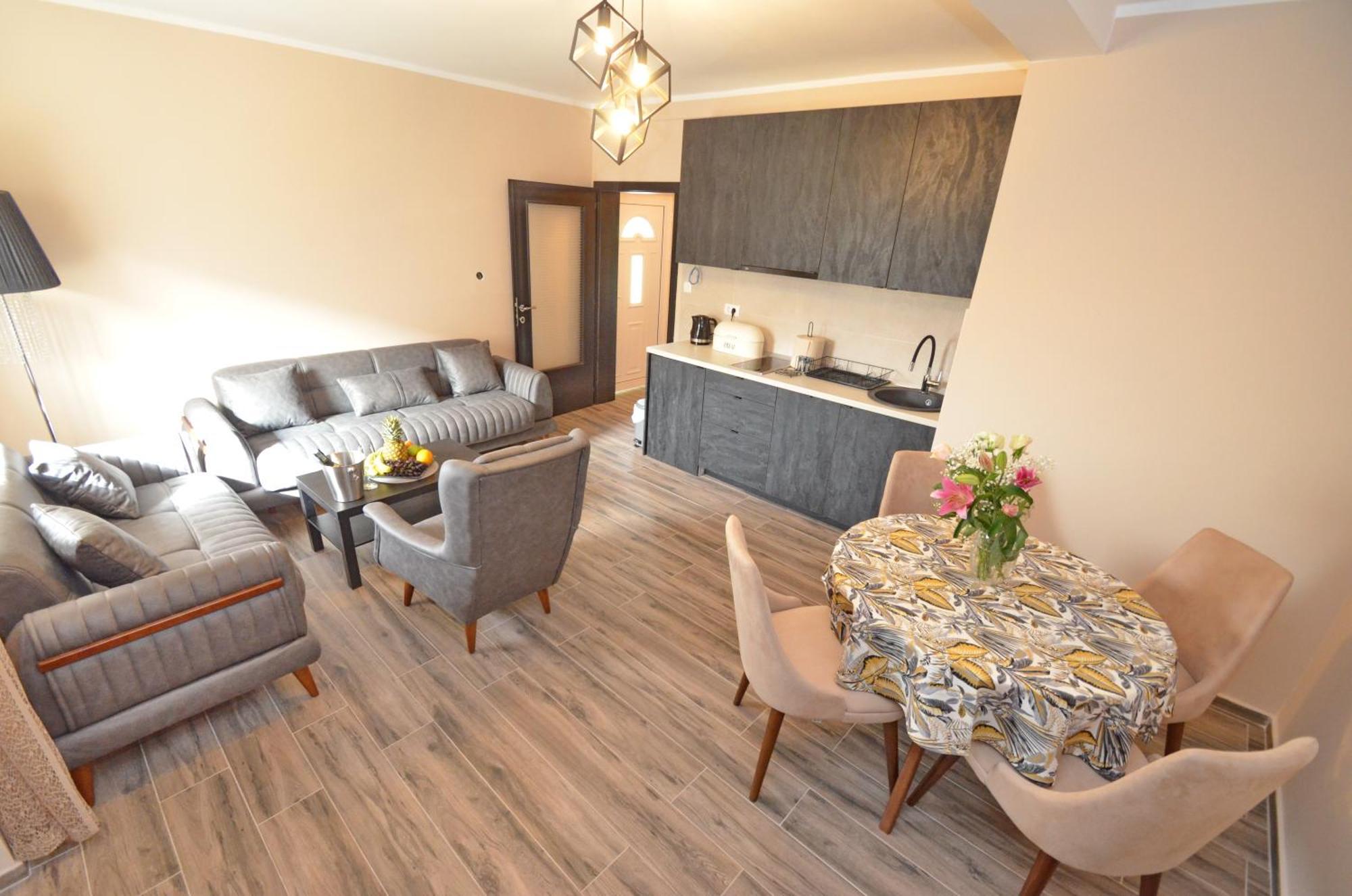 Apartments Orizzonte With Beautiful View Of The Bay Kotor Eksteriør bilde