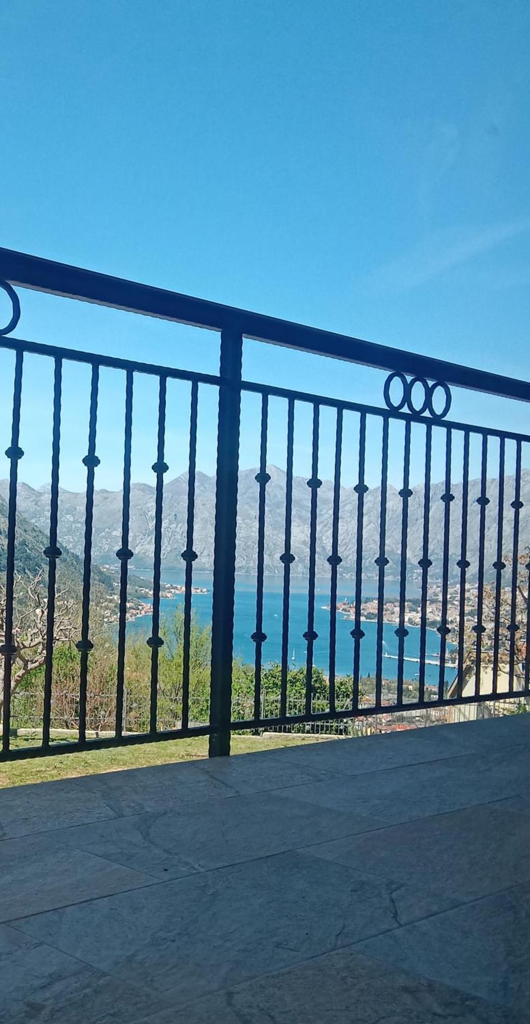 Apartments Orizzonte With Beautiful View Of The Bay Kotor Eksteriør bilde